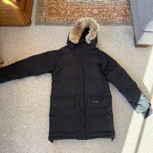 !!LIKE NEW!! Canada Goose Jacket